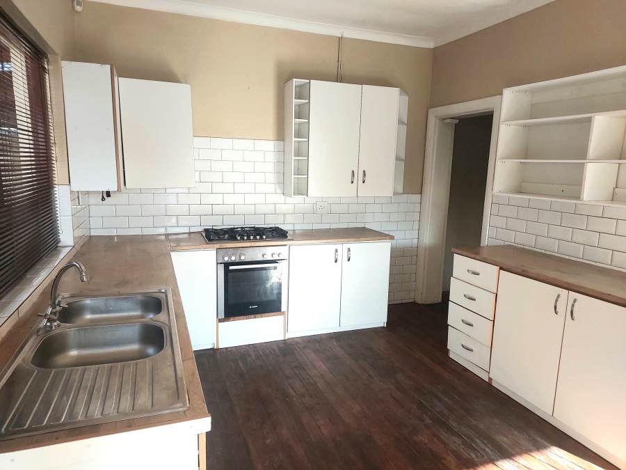 3 Bedroom Property for Sale in Churchill Estate Western Cape